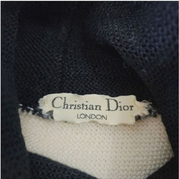 Vintage 60s Christian Dior London Colorblock Turtleneck Sweater in Cream/Black - Picture 12 of 13